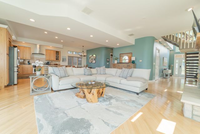 206 Hilltop Avenue, Michigan City, IN 46360