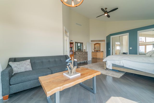 206 Hilltop Avenue, Michigan City, IN 46360