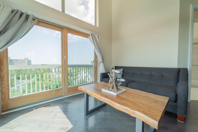 206 Hilltop Avenue, Michigan City, IN 46360