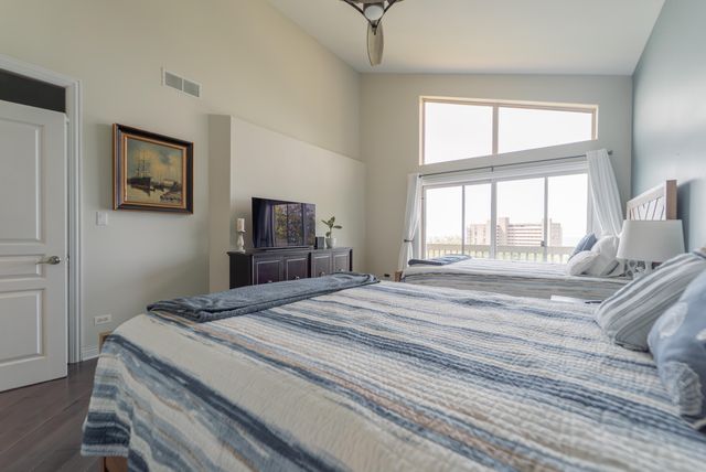 206 Hilltop Avenue, Michigan City, IN 46360