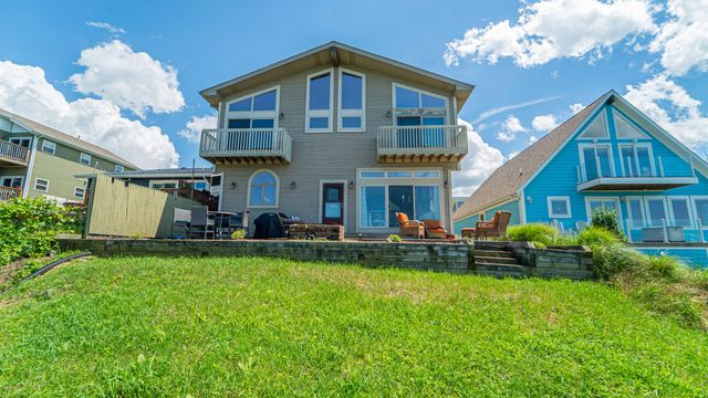 206 Hilltop Avenue, Michigan City, IN 46360