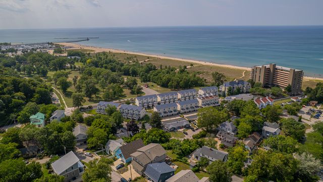 206 Hilltop Avenue, Michigan City, IN 46360