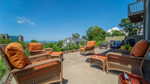 206 Hilltop Avenue, Michigan City, IN 46360