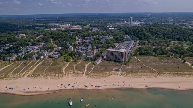 206 Hilltop Avenue, Michigan City, IN 46360