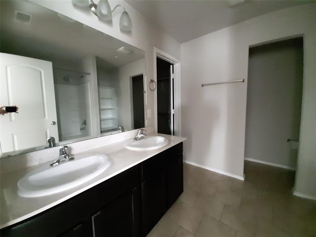 23614 Water Hickory Drive, Tomball, TX 77375