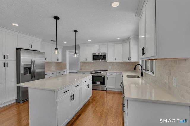 909 Randolph Road, Middletown, CT 06457