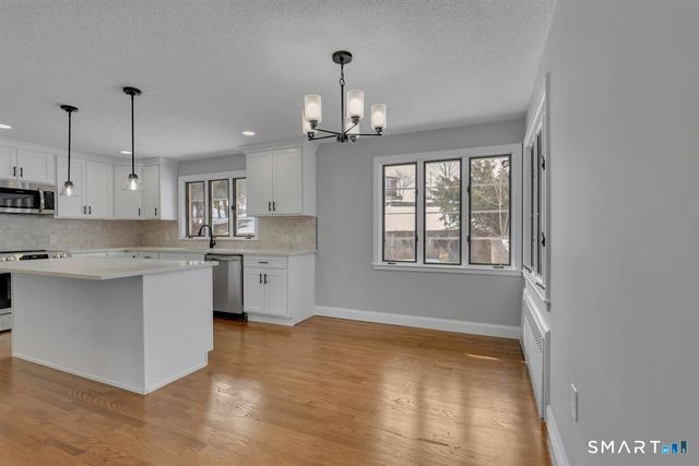 909 Randolph Road, Middletown, CT 06457