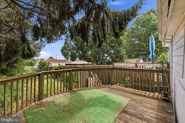 36 E WASHINGTON AVE, Clifton Heights, PA 19018