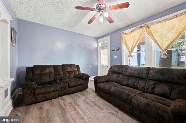 36 E WASHINGTON AVE, Clifton Heights, PA 19018