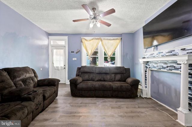 36 E WASHINGTON AVE, Clifton Heights, PA 19018