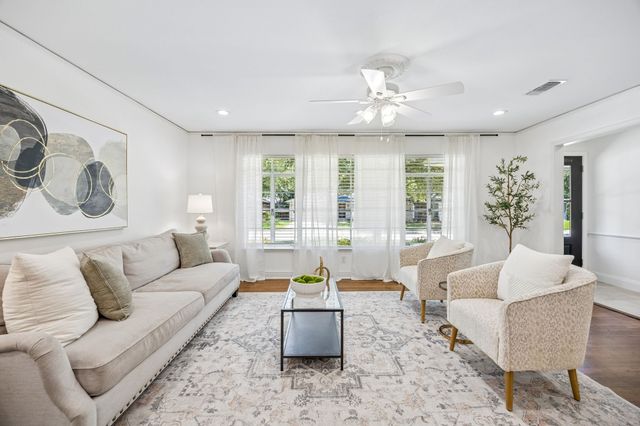 7223 Edgerton Drive, Dallas, TX 75231