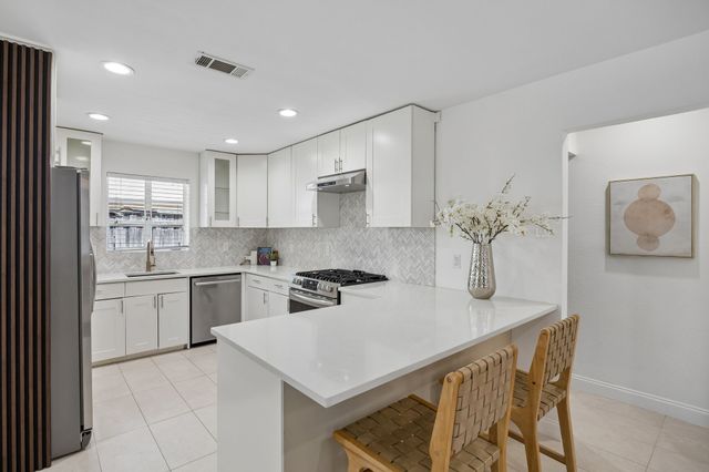 7223 Edgerton Drive, Dallas, TX 75231