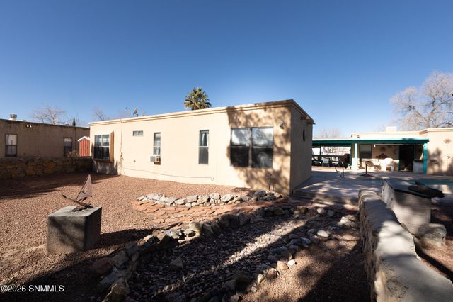 903 Windsor Court, Las Cruces, NM 88005