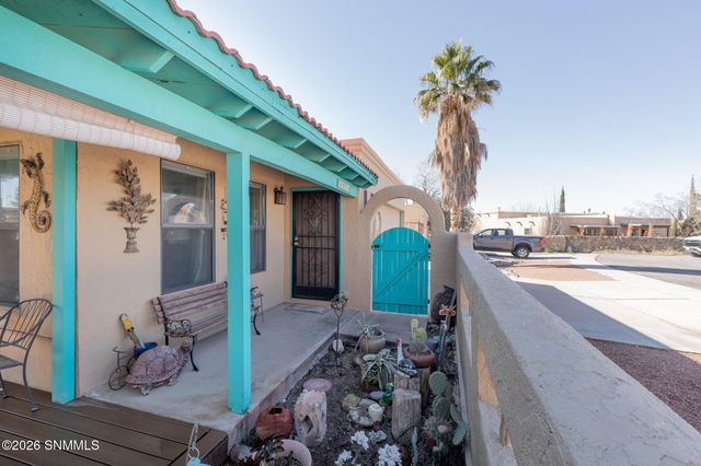 903 Windsor Court, Las Cruces, NM 88005