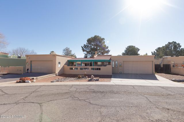 903 Windsor Court, Las Cruces, NM 88005