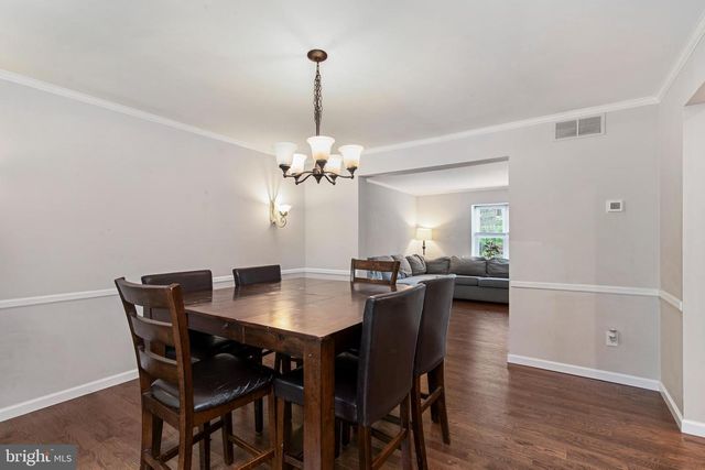 8 WYNDHAM RD, Voorhees, NJ 08043