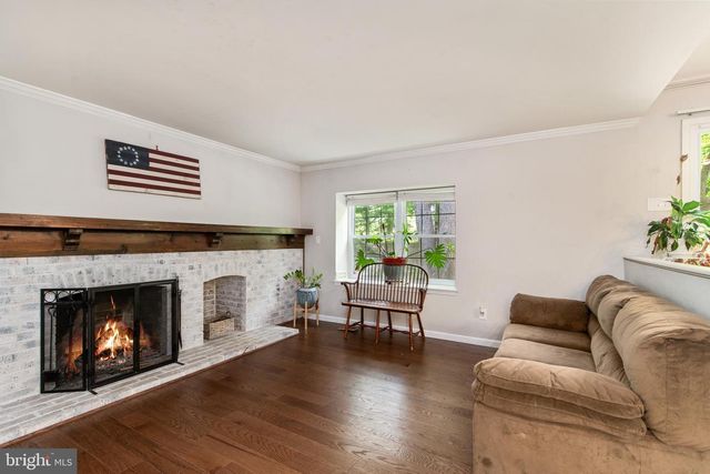 8 WYNDHAM RD, Voorhees, NJ 08043