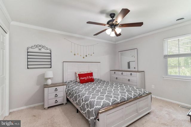 8 WYNDHAM RD, Voorhees, NJ 08043
