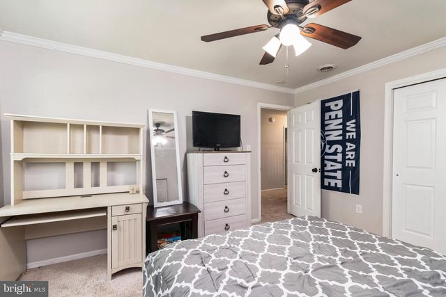8 WYNDHAM RD, Voorhees, NJ 08043