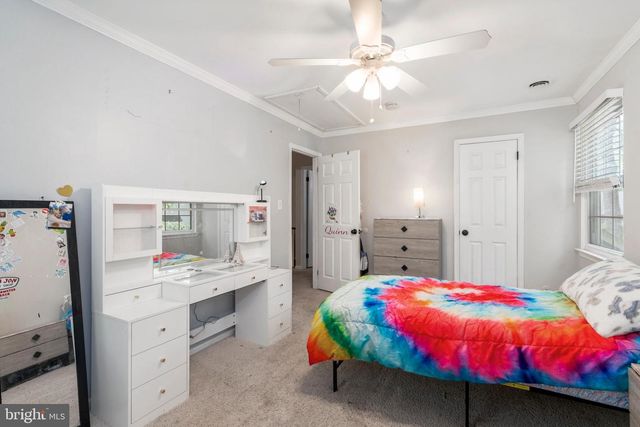 8 WYNDHAM RD, Voorhees, NJ 08043