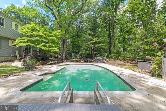 8 WYNDHAM RD, Voorhees, NJ 08043