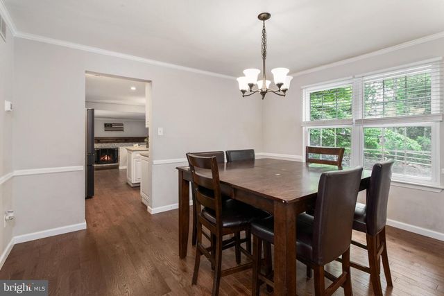 8 WYNDHAM RD, Voorhees, NJ 08043