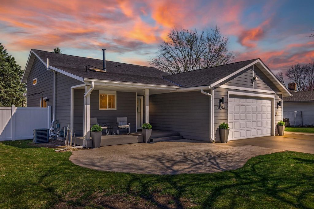 16254 Fantasia Avenue, Rosemount, MN 55068