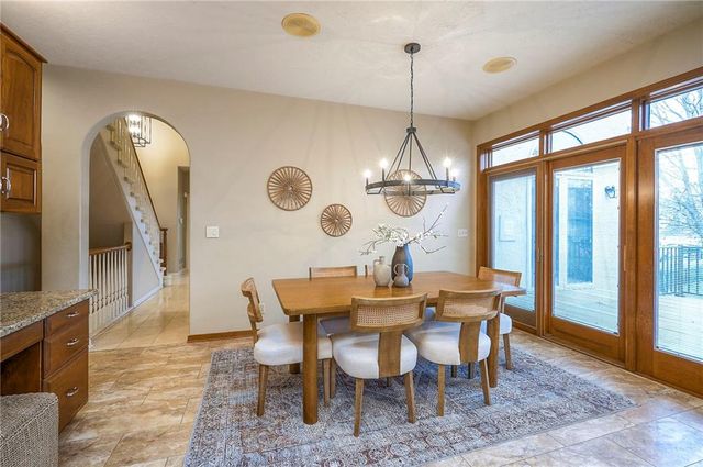 6810 W 132nd Terrace, Overland Park, KS 66209