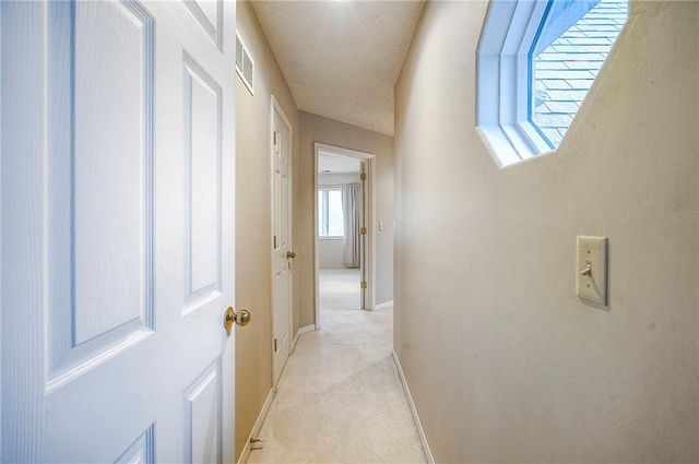 6810 W 132nd Terrace, Overland Park, KS 66209