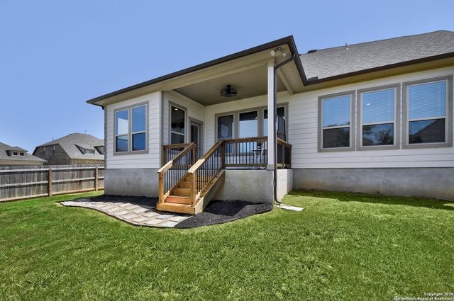 216 Kilmarnock, Boerne, TX 78015