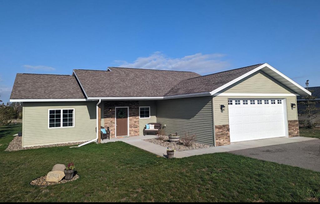 2008 Whiting Road NW 10, Bemidji, MN 56601