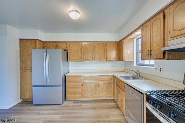 7107 Hana Rd, Edison Twp., NJ 08817