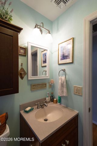 40 Highland Avenue, Hazlet, NJ 07730