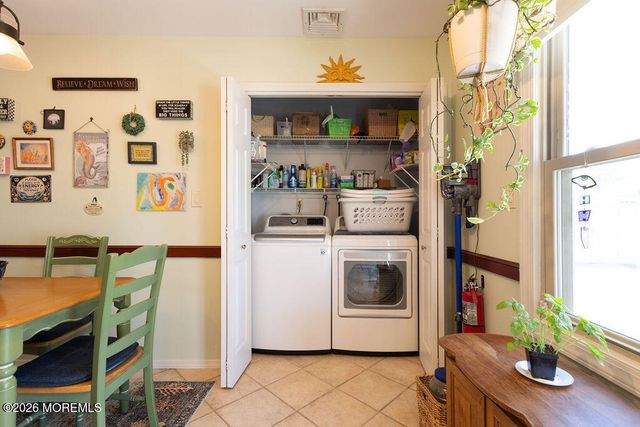 40 Highland Avenue, Hazlet, NJ 07730
