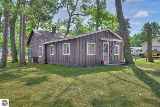 1333 N Sand Lake Road, National City, MI 48748