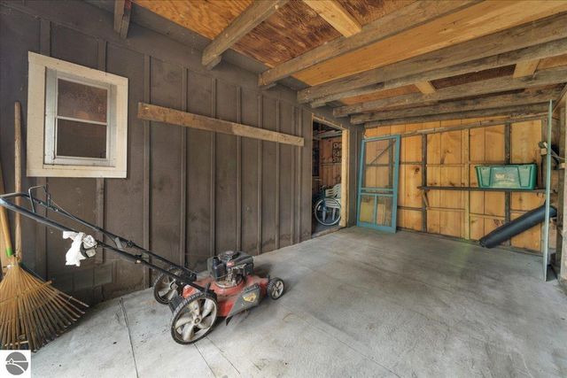 1333 N Sand Lake Road, National City, MI 48748