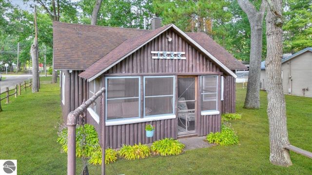 1333 N Sand Lake Road, National City, MI 48748
