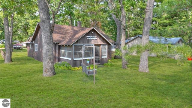 1333 N Sand Lake Road, National City, MI 48748