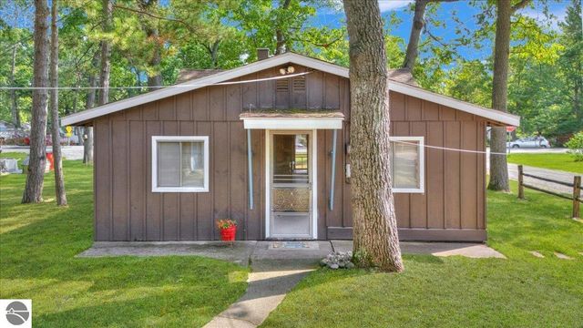 1333 N Sand Lake Road, National City, MI 48748