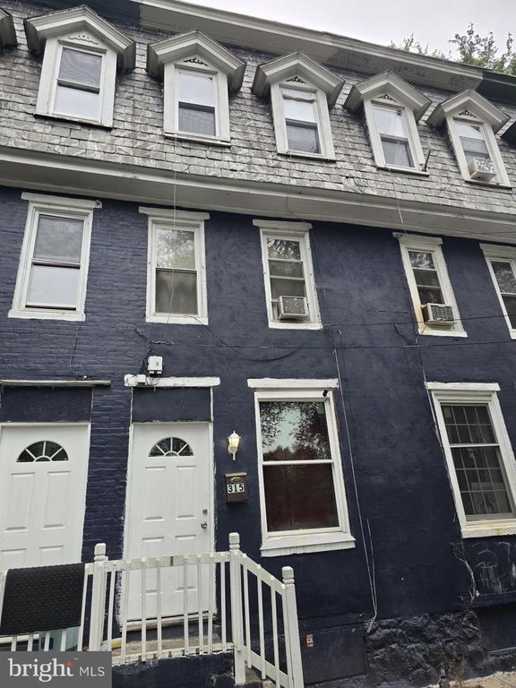 315 EVERGREEN ST, Harrisburg, PA 17104
