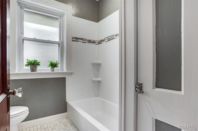 5907 Leona Street, St Louis, MO 63116