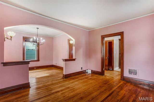 5907 Leona Street, St Louis, MO 63116