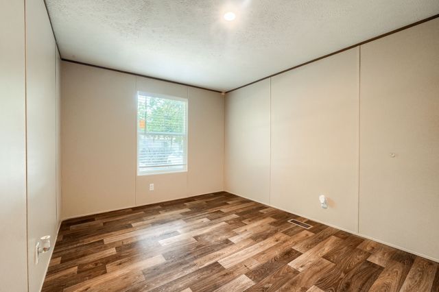 1808 Grady Road, Hawk Cove, TX 75474