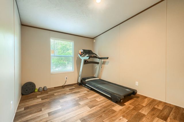 1808 Grady Road, Hawk Cove, TX 75474