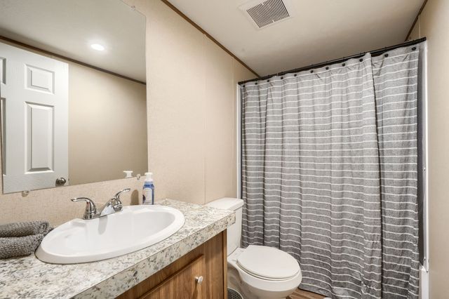 1808 Grady Road, Hawk Cove, TX 75474