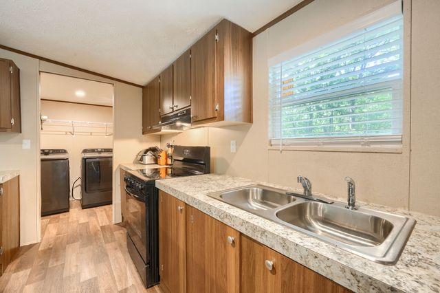 1808 Grady Road, Hawk Cove, TX 75474