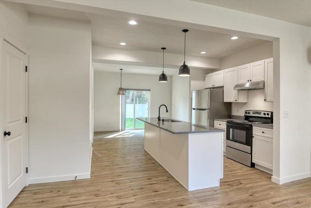 2324 E 7th Ave, Spokane, WA 99202
