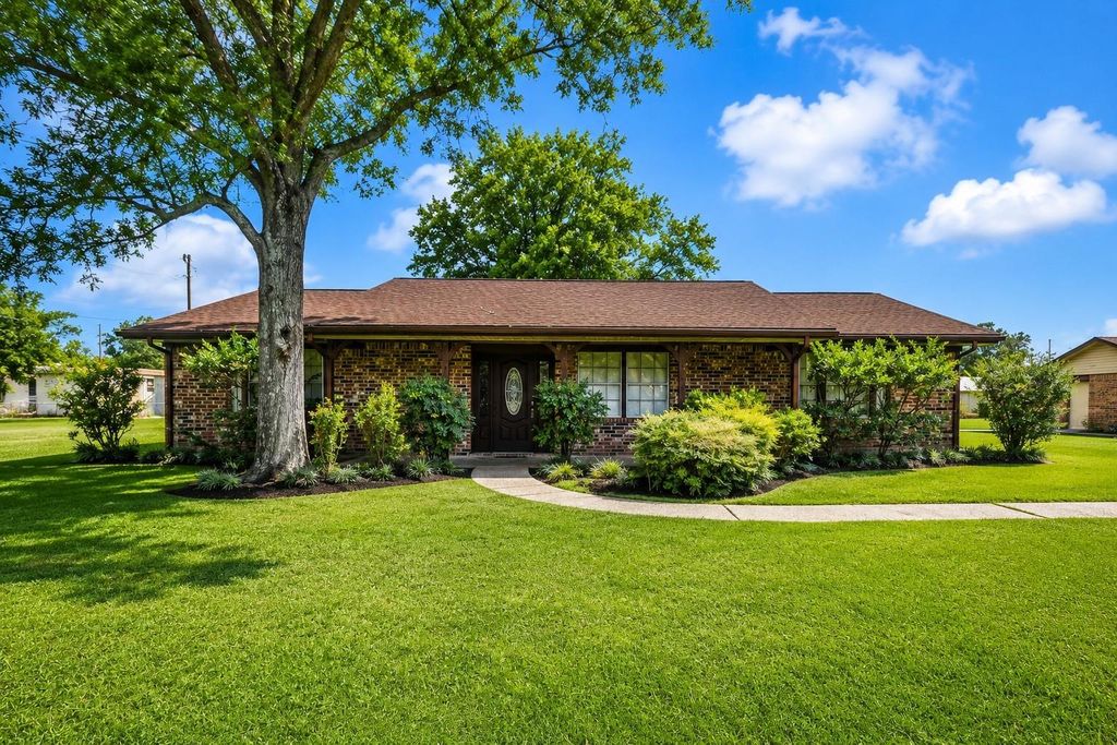 1463 Park Drive, Channelview, TX 77530
