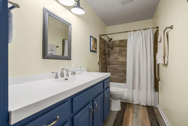 116 E Westhoff Place, Gardner, KS 66030