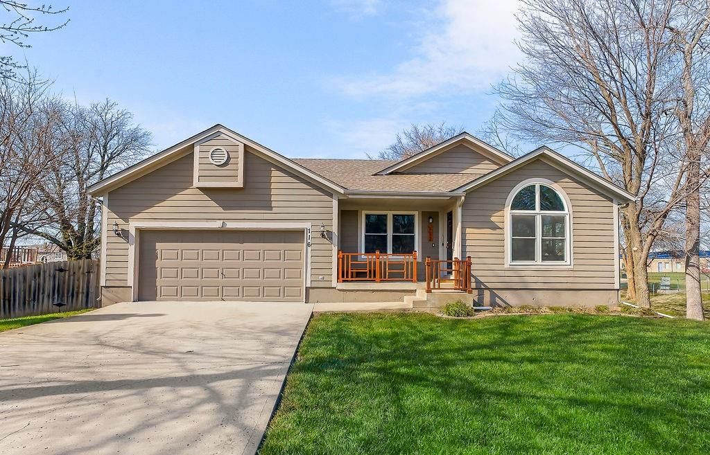 116 E Westhoff Place, Gardner, KS 66030